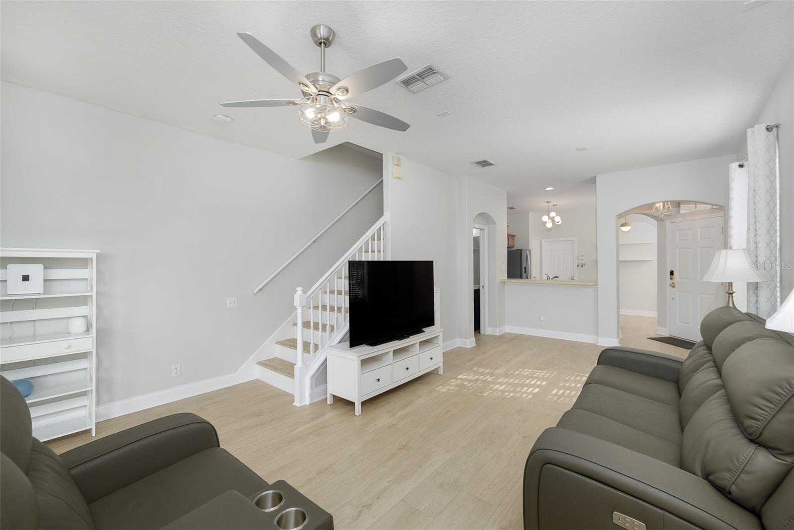 Image 12 of 33 For 5341 61st Terrace N