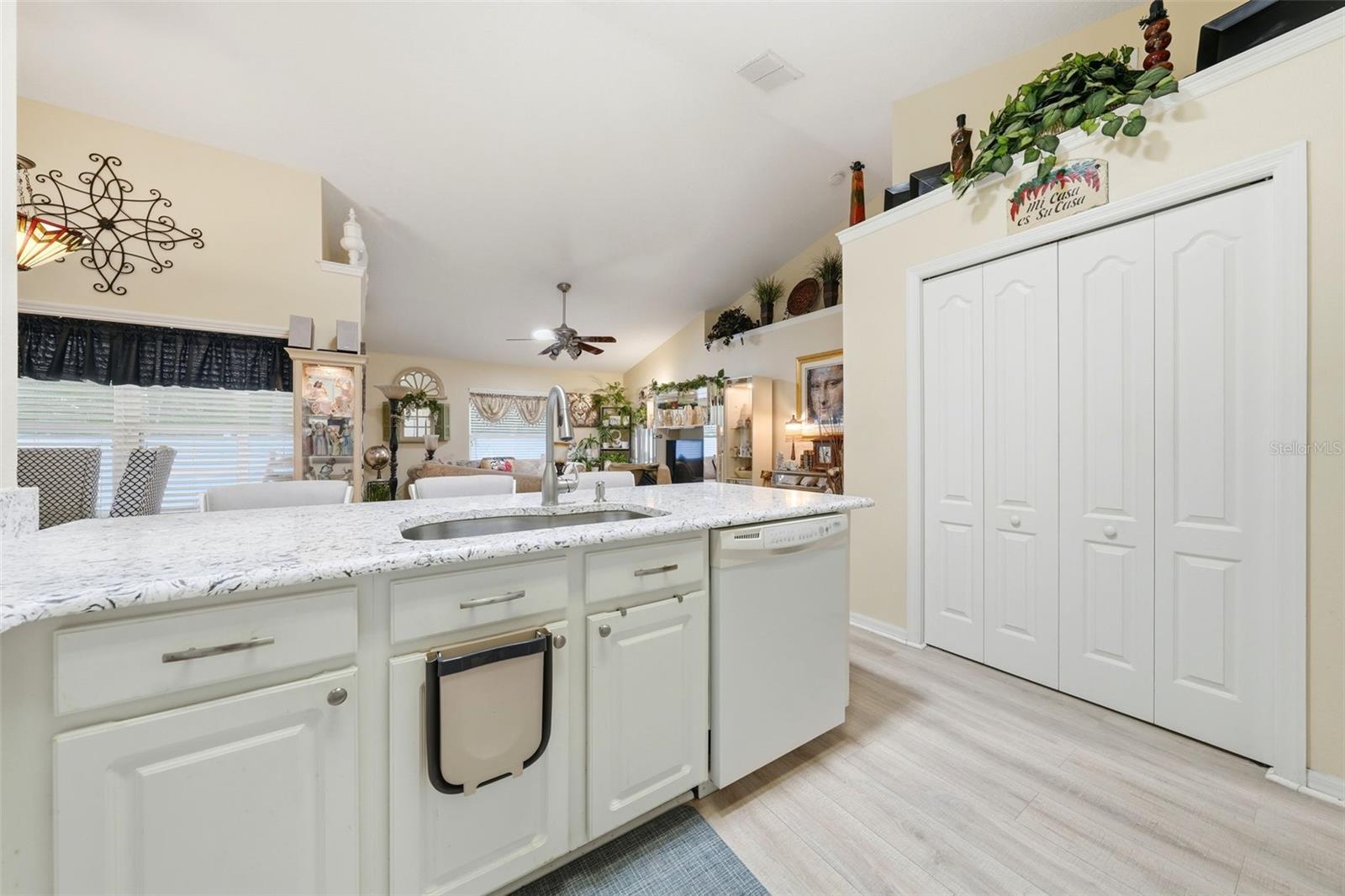 Image 20 of 41 For 2503 Gables Drive