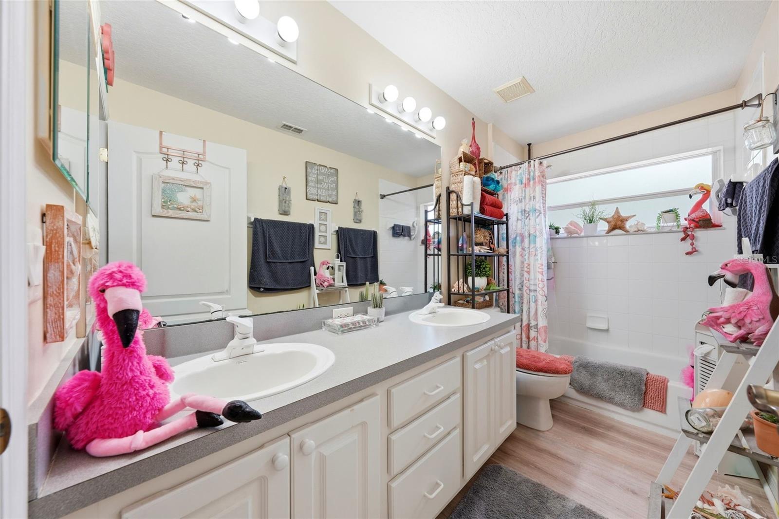 Image 29 of 41 For 2503 Gables Drive