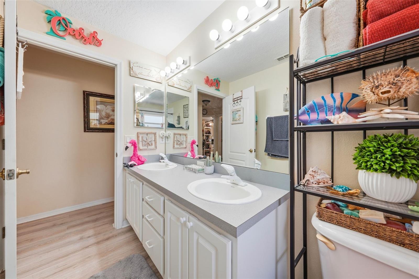 Image 30 of 41 For 2503 Gables Drive