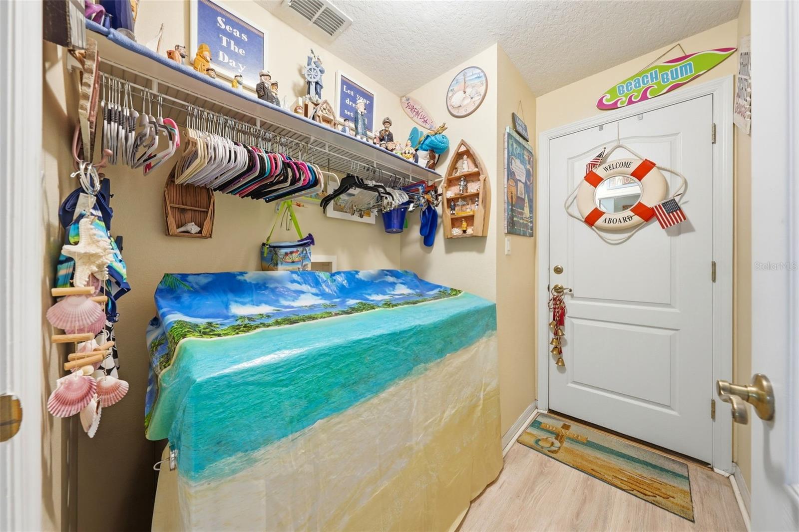 Image 35 of 41 For 2503 Gables Drive