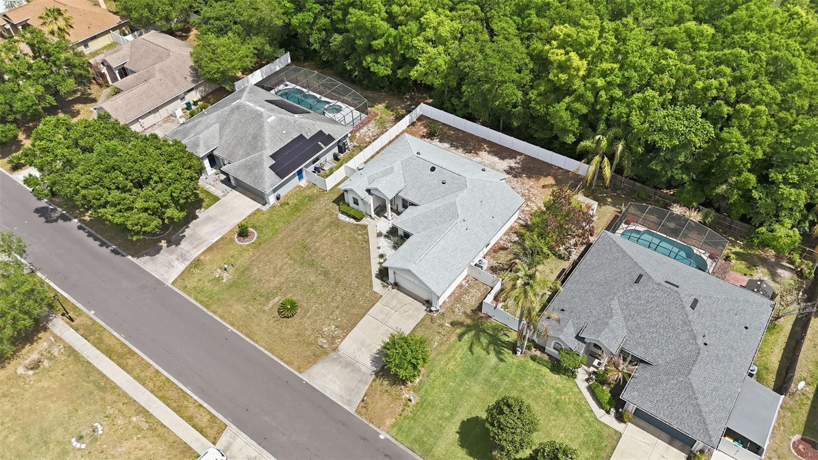 Image 38 of 41 For 2503 Gables Drive