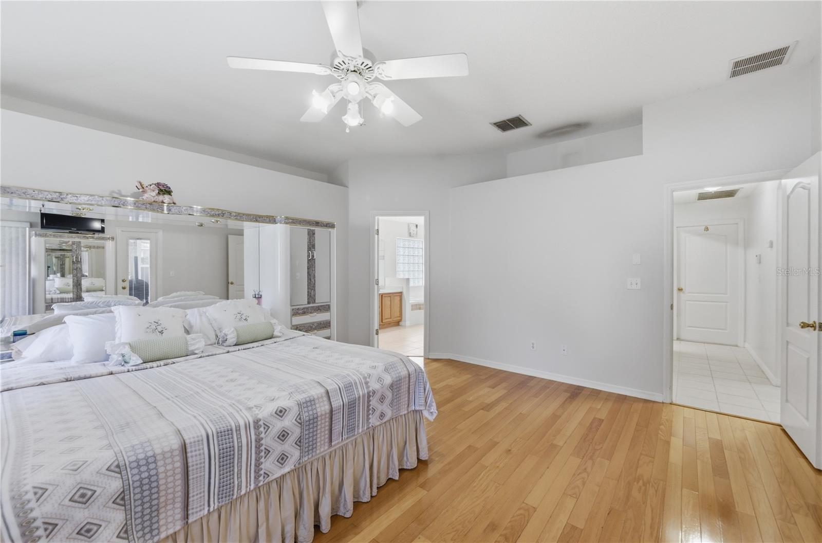 Image 21 of 41 For 1030 Princeton Drive