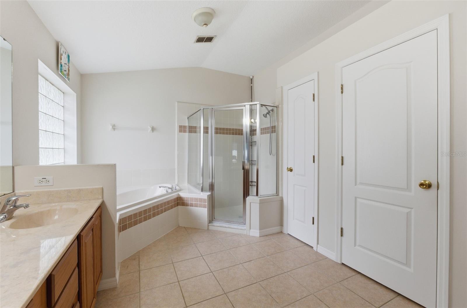 Image 24 of 41 For 1030 Princeton Drive