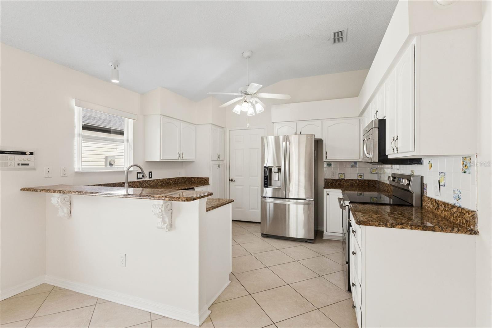 Image 14 of 22 For 720 San Marino Drive