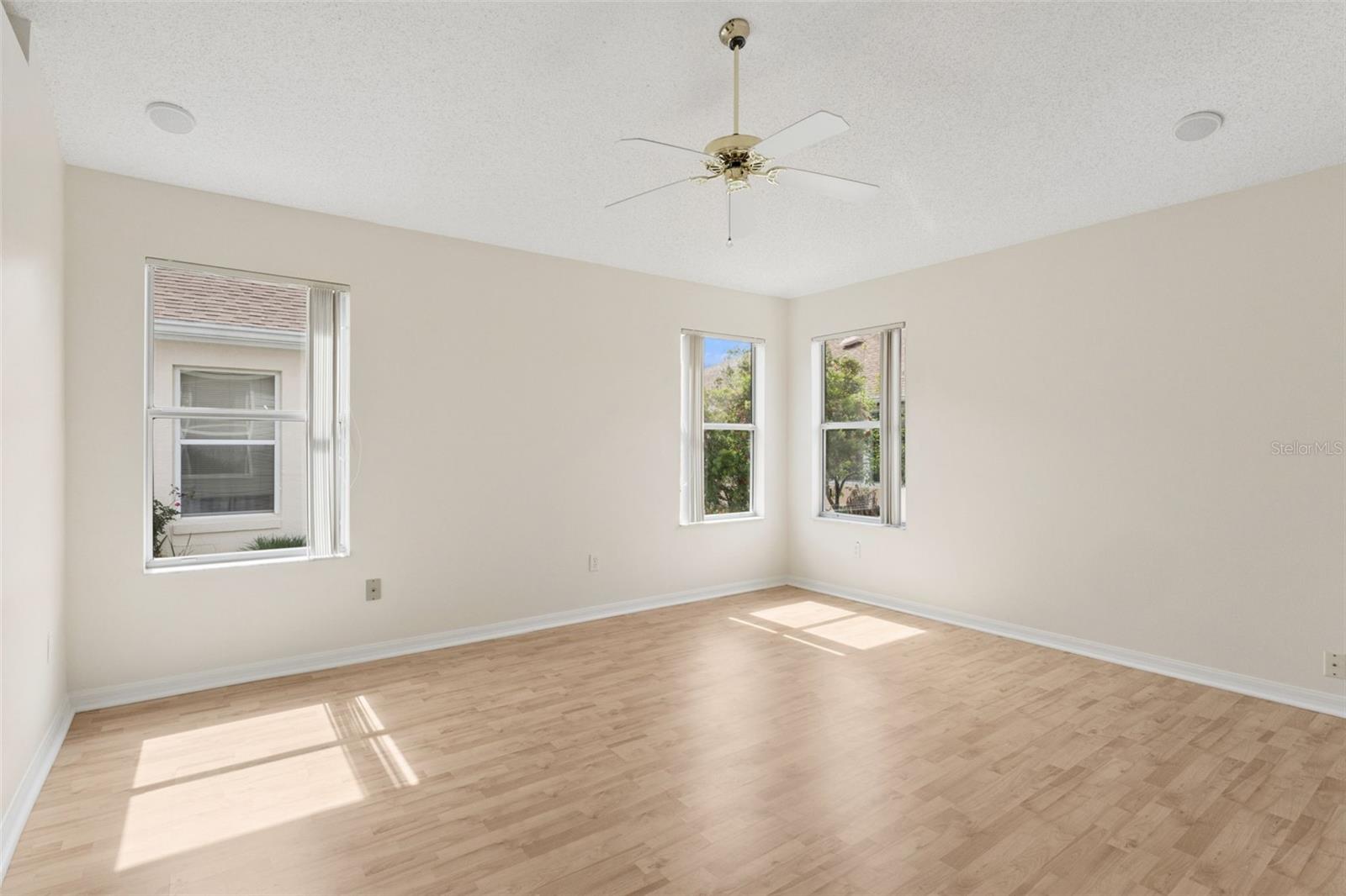 Image 7 of 22 For 720 San Marino Drive