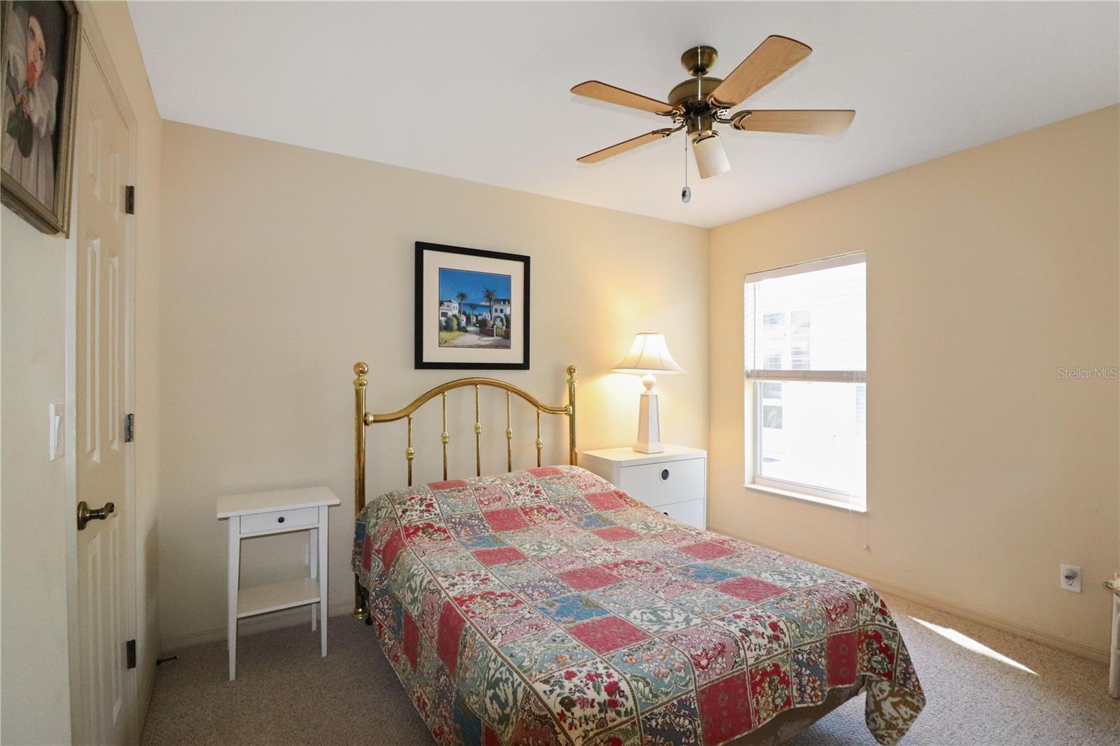 Image 14 of 48 For 20846 Queen Alexandra Drive