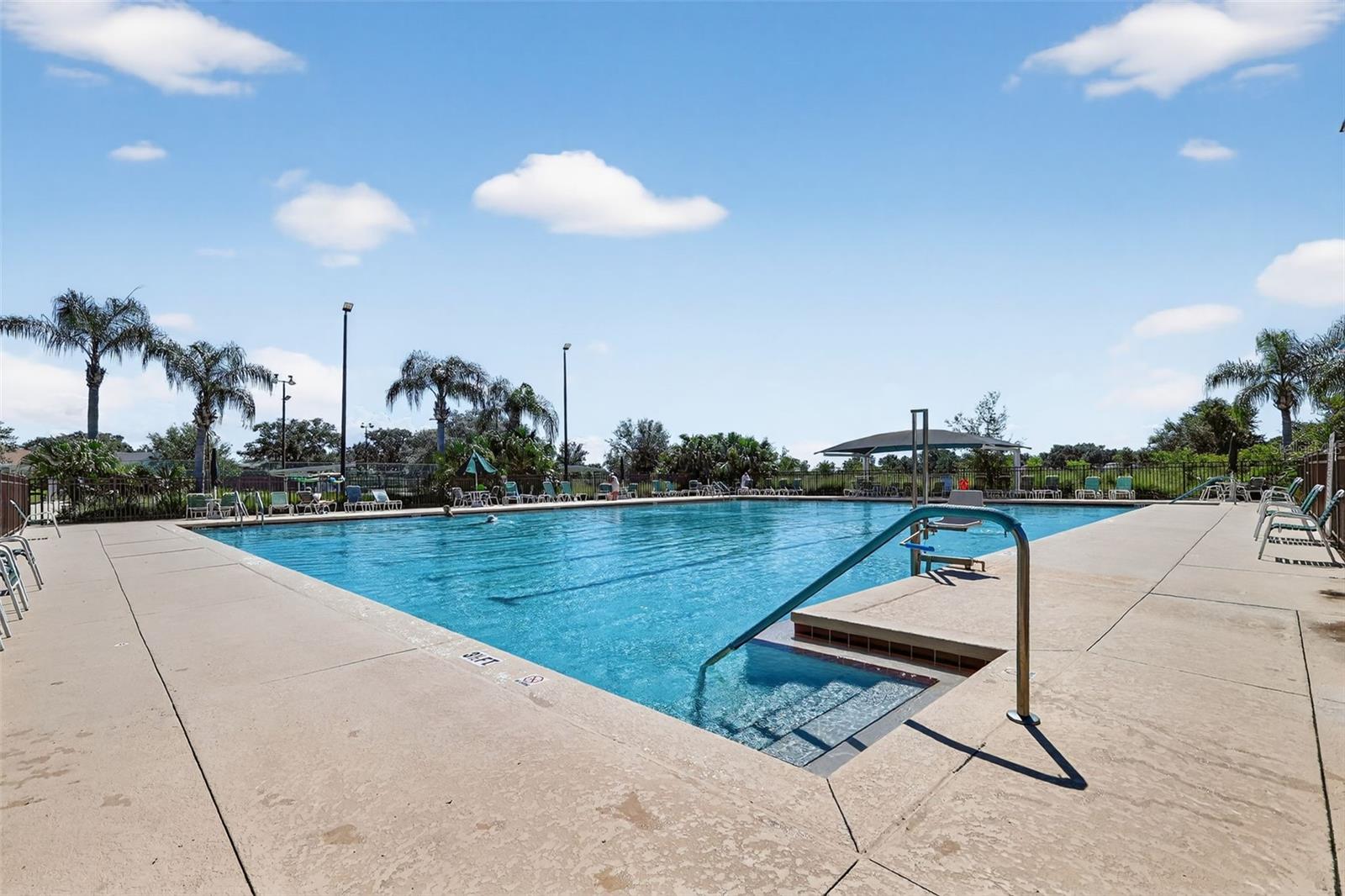 Image 38 of 48 For 20846 Queen Alexandra Drive