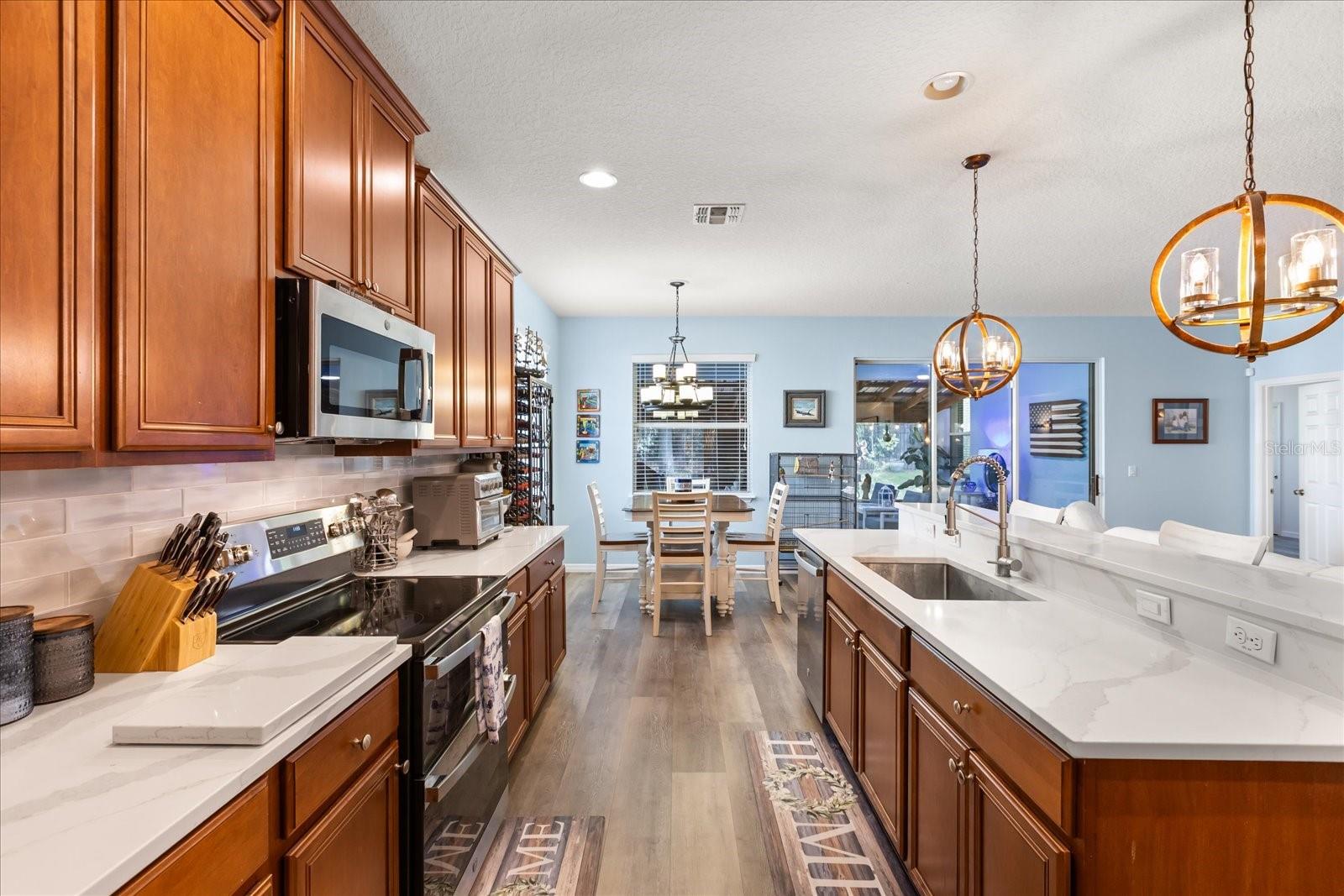 Listing photo id 9 for 30231 Hackney Loop