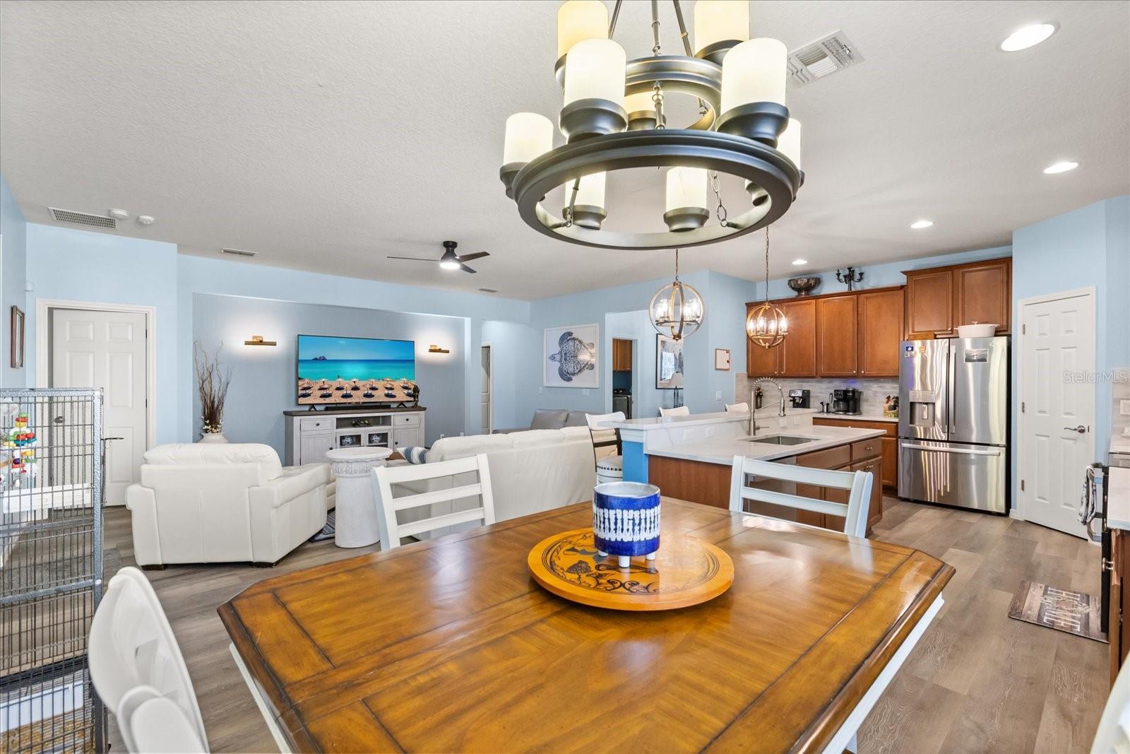 Listing photo id 13 for 30231 Hackney Loop