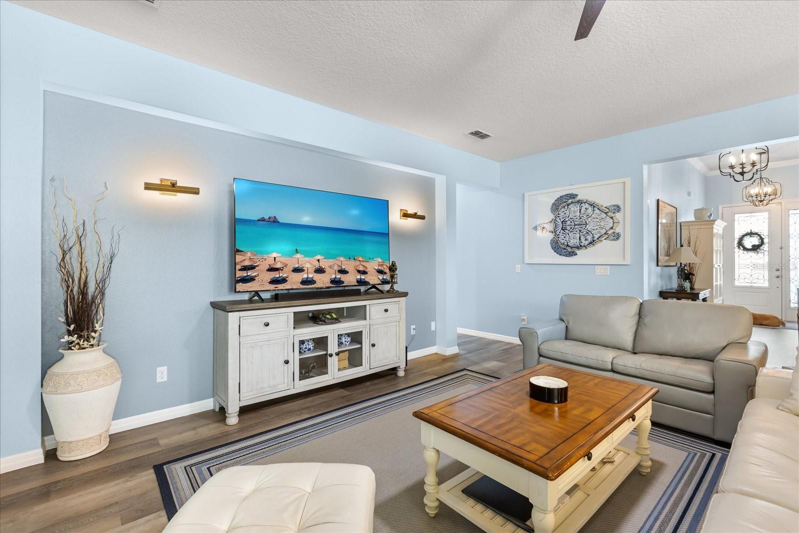 Listing photo id 16 for 30231 Hackney Loop