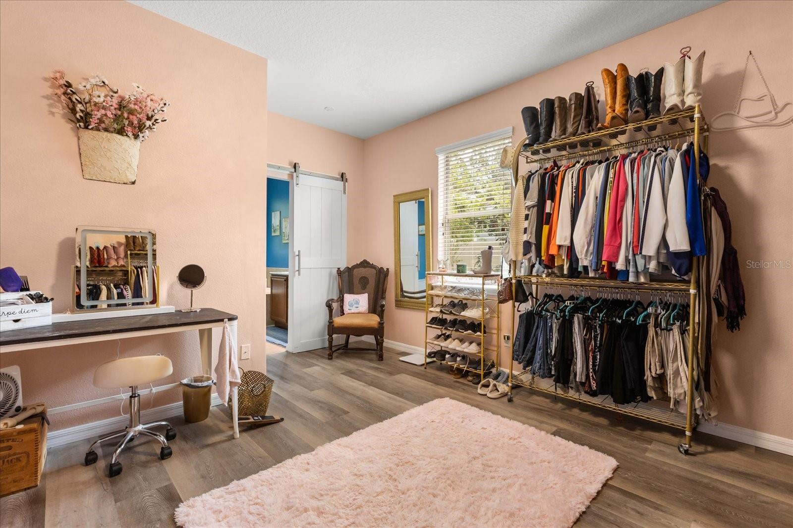 Listing photo id 23 for 30231 Hackney Loop