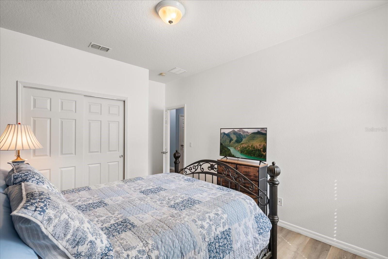 Listing photo id 32 for 30231 Hackney Loop