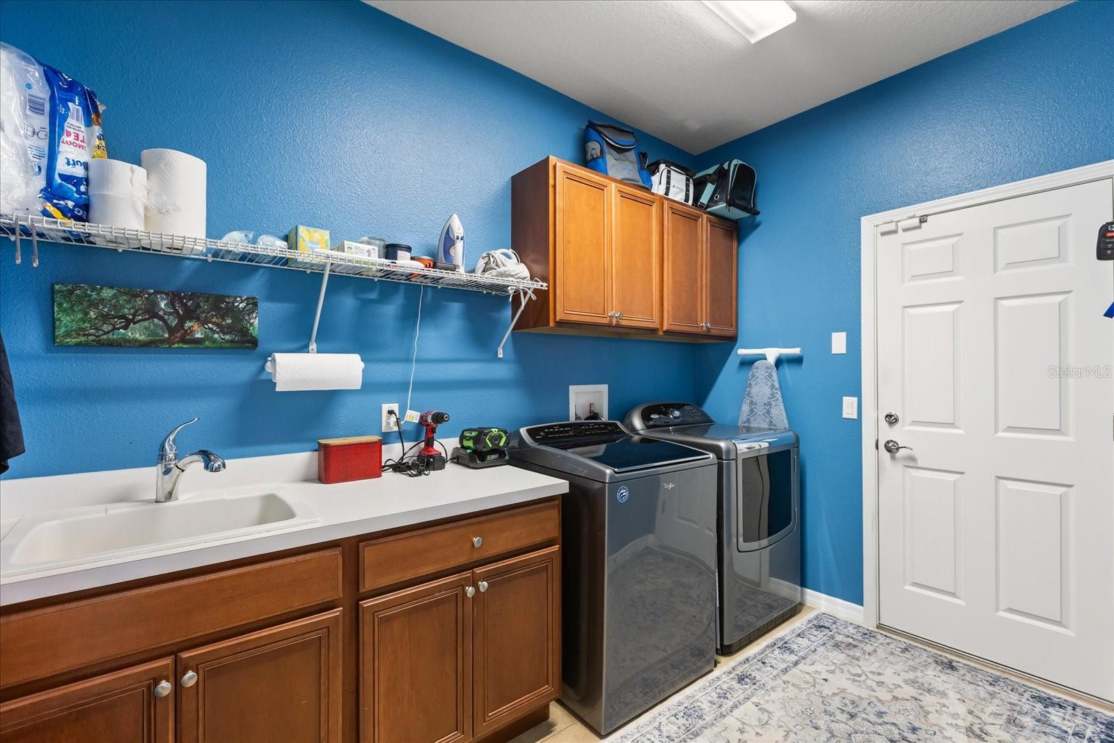 Listing photo id 33 for 30231 Hackney Loop