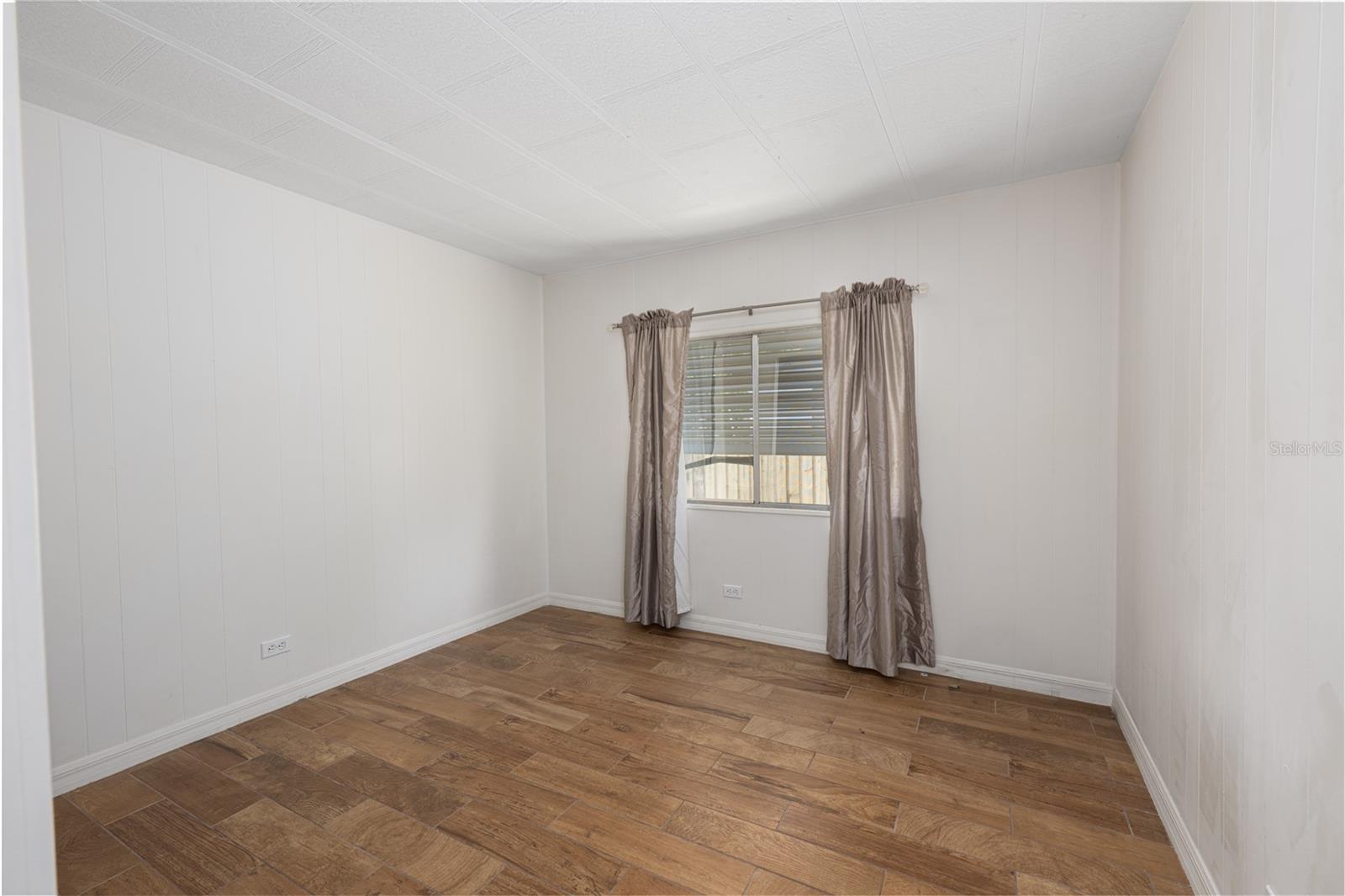 Image 17 of 34 For 17320 Palm Drive