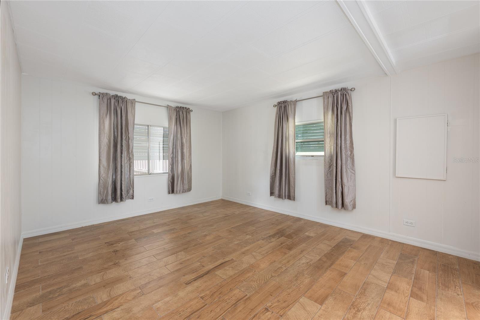 Image 19 of 34 For 17320 Palm Drive