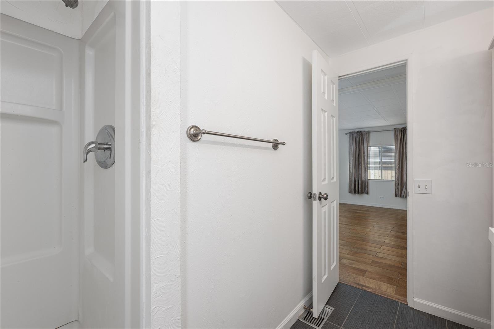 Image 23 of 34 For 17320 Palm Drive