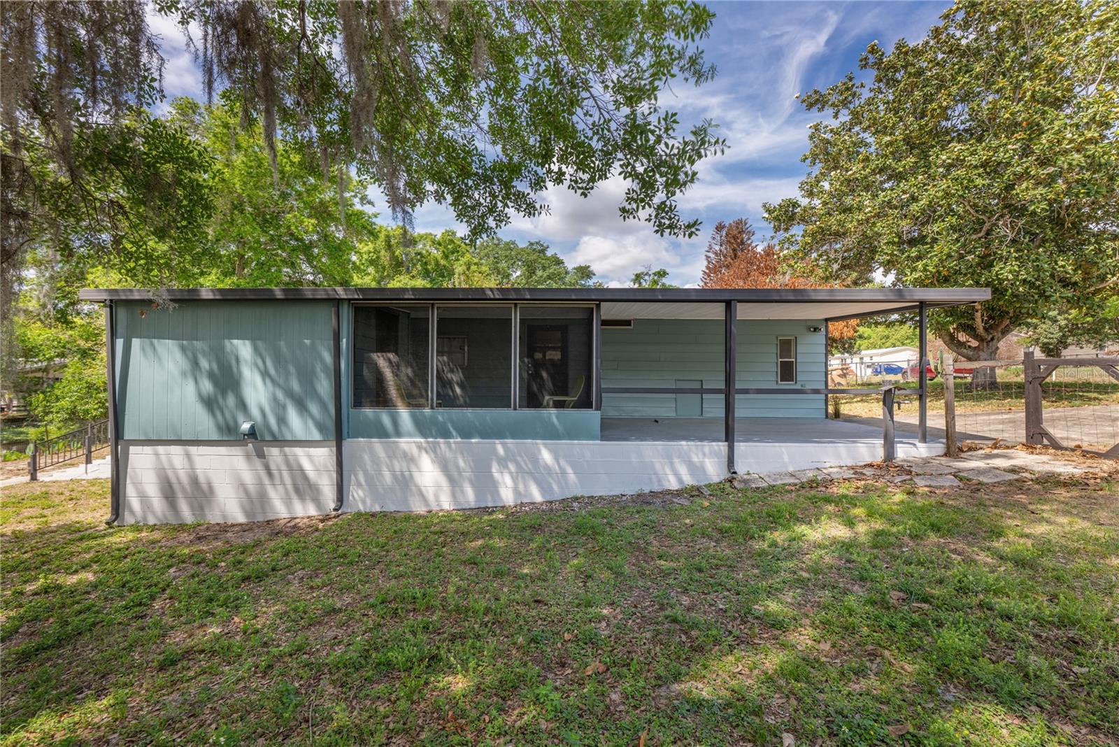 Image 30 of 34 For 17320 Palm Drive