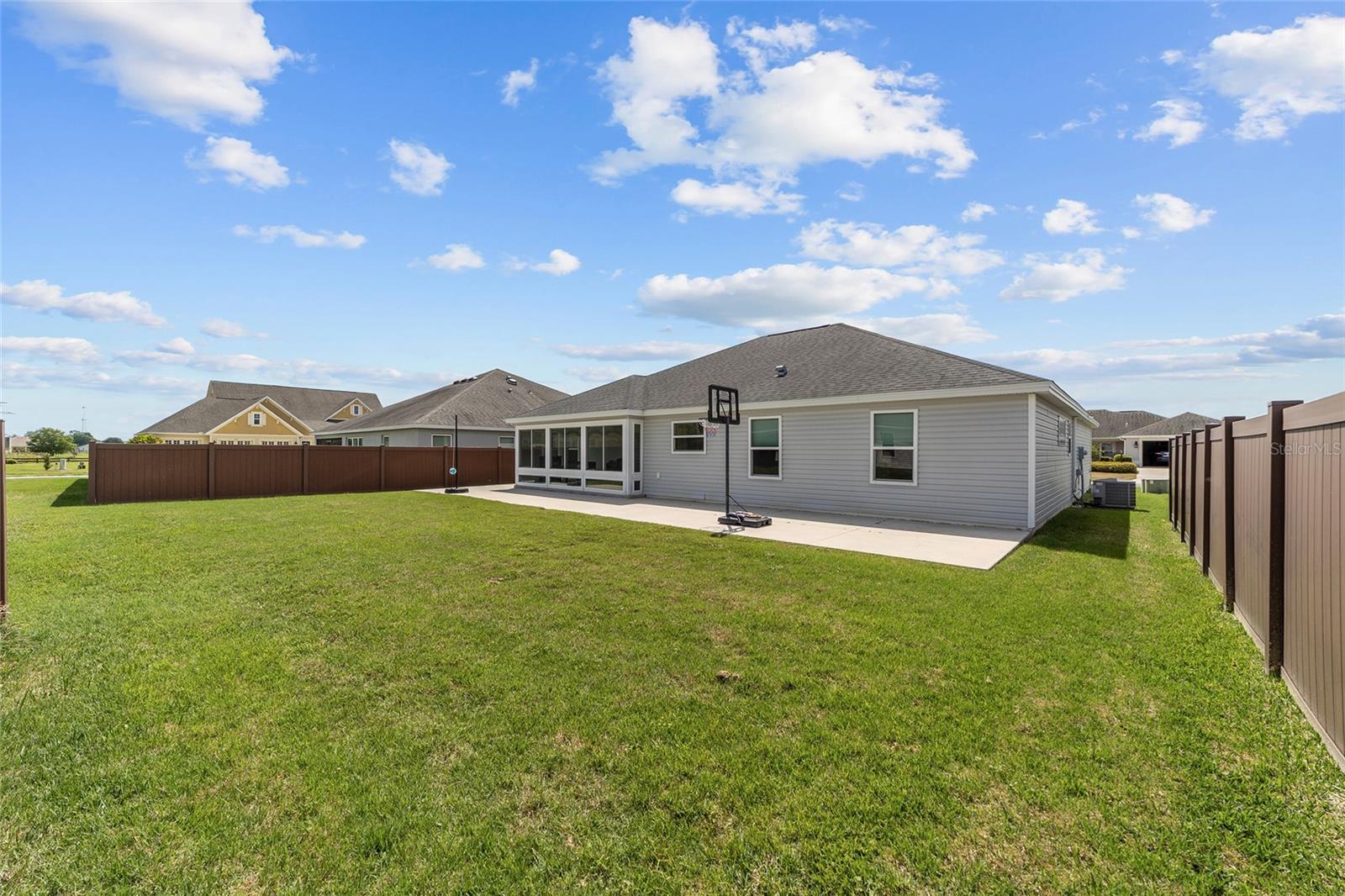 Image 38 of 57 For 3335 Rohan Road