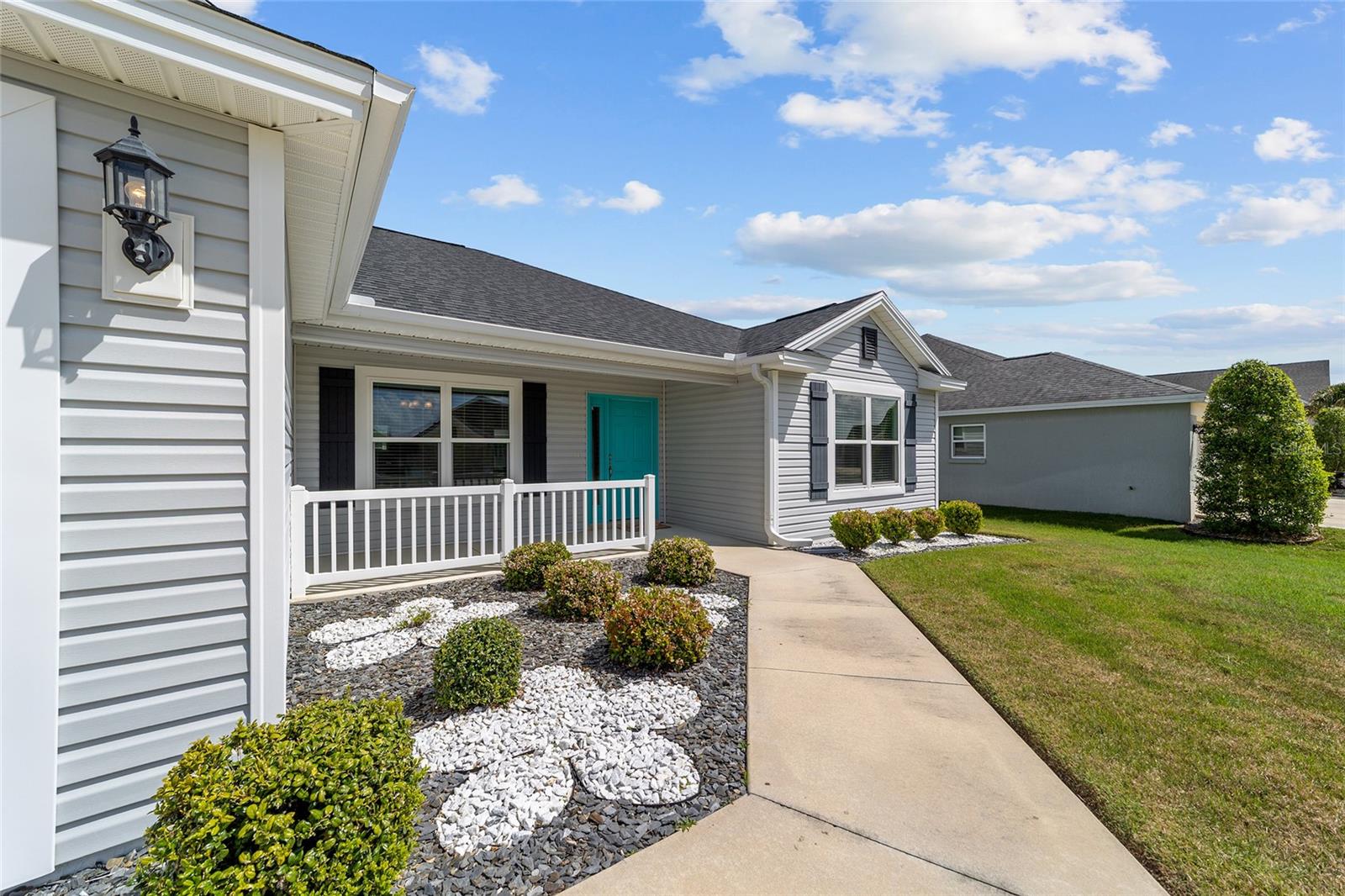 Image 4 of 57 For 3335 Rohan Road