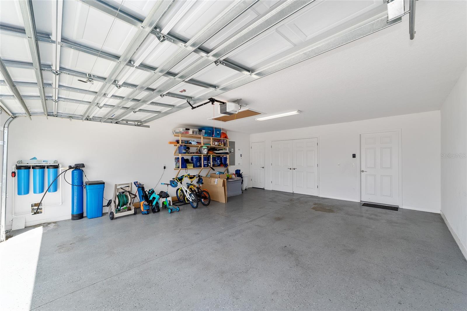 Image 42 of 57 For 3335 Rohan Road