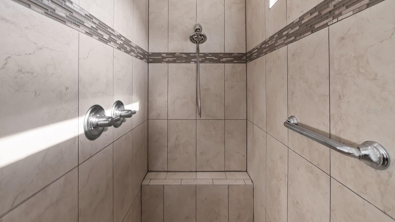 Image 25 of 53 For 476 Bellissimo Place