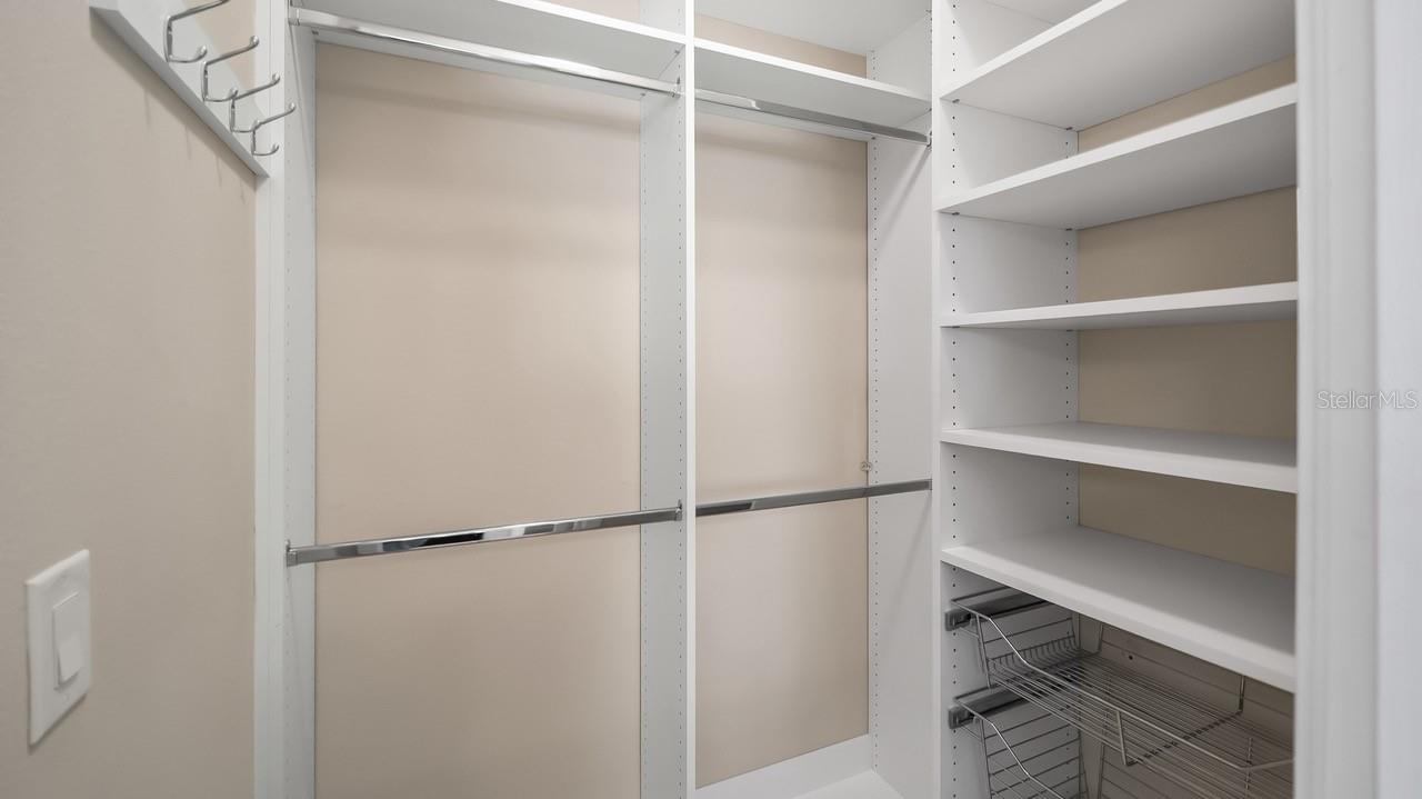 Image 26 of 53 For 476 Bellissimo Place