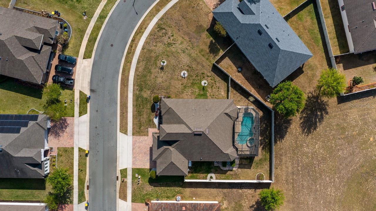 Image 36 of 53 For 476 Bellissimo Place