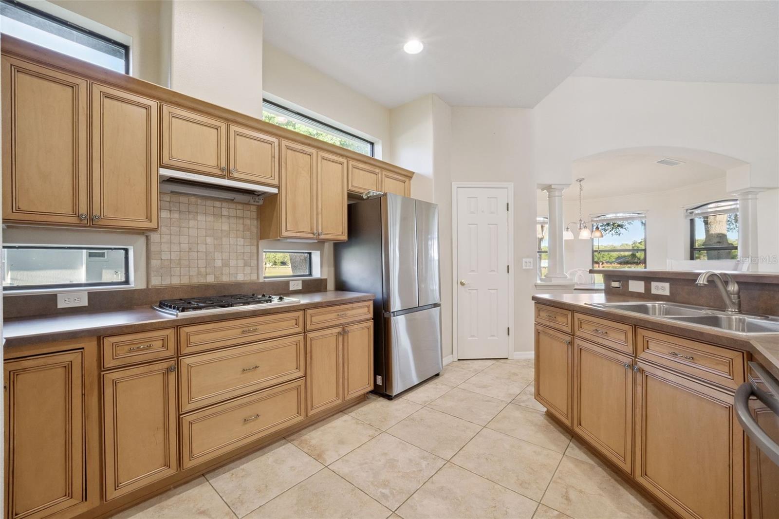 Image 9 of 48 For 3292 Seven Seas Drive