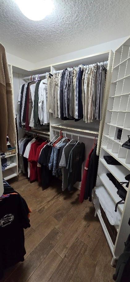 Image 20 of 62 For 336 Lakecrest Drive