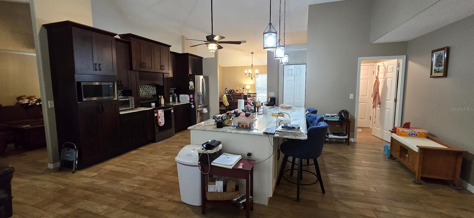 Image 25 of 62 For 336 Lakecrest Drive