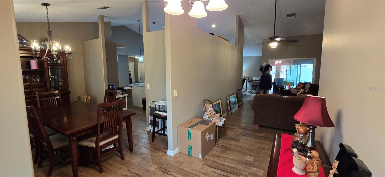 Image 28 of 62 For 336 Lakecrest Drive