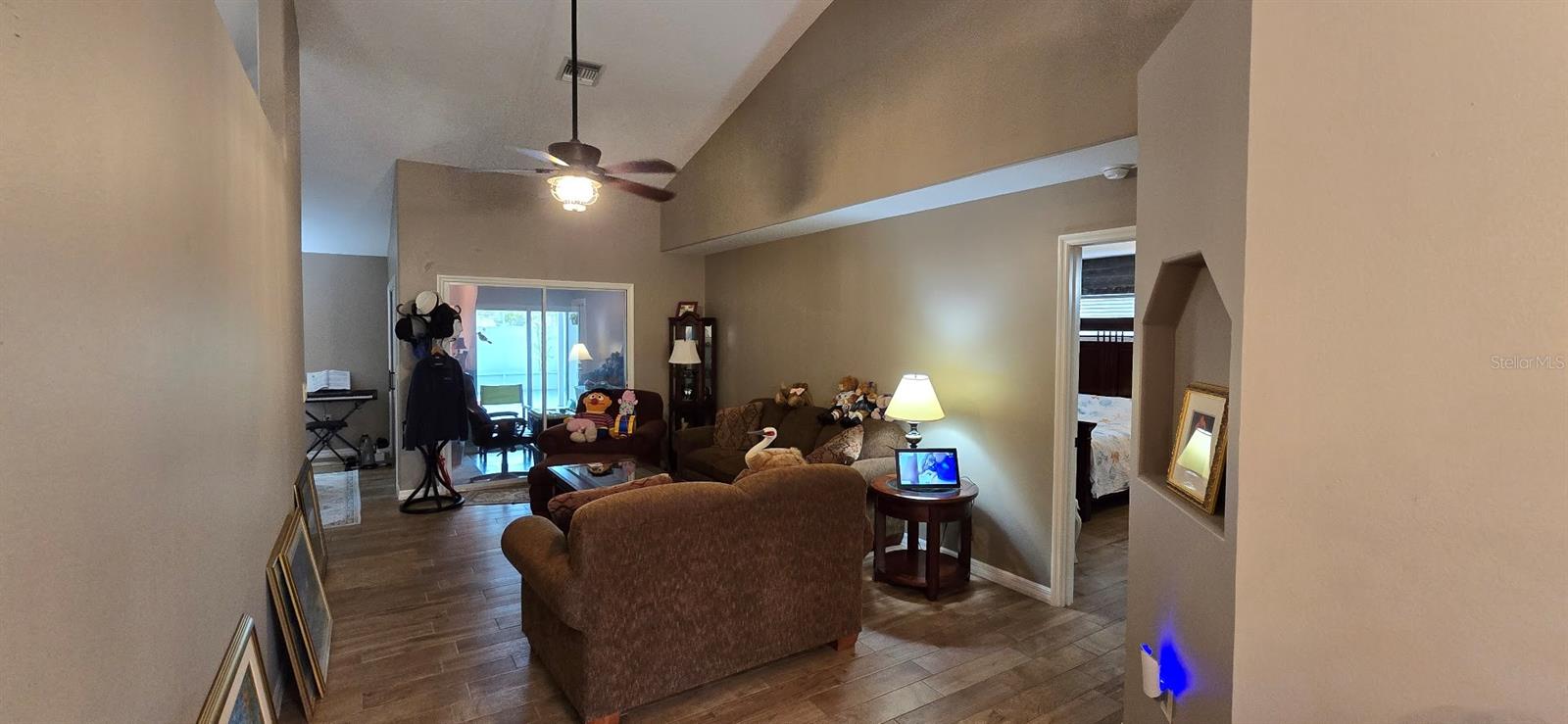 Image 32 of 62 For 336 Lakecrest Drive