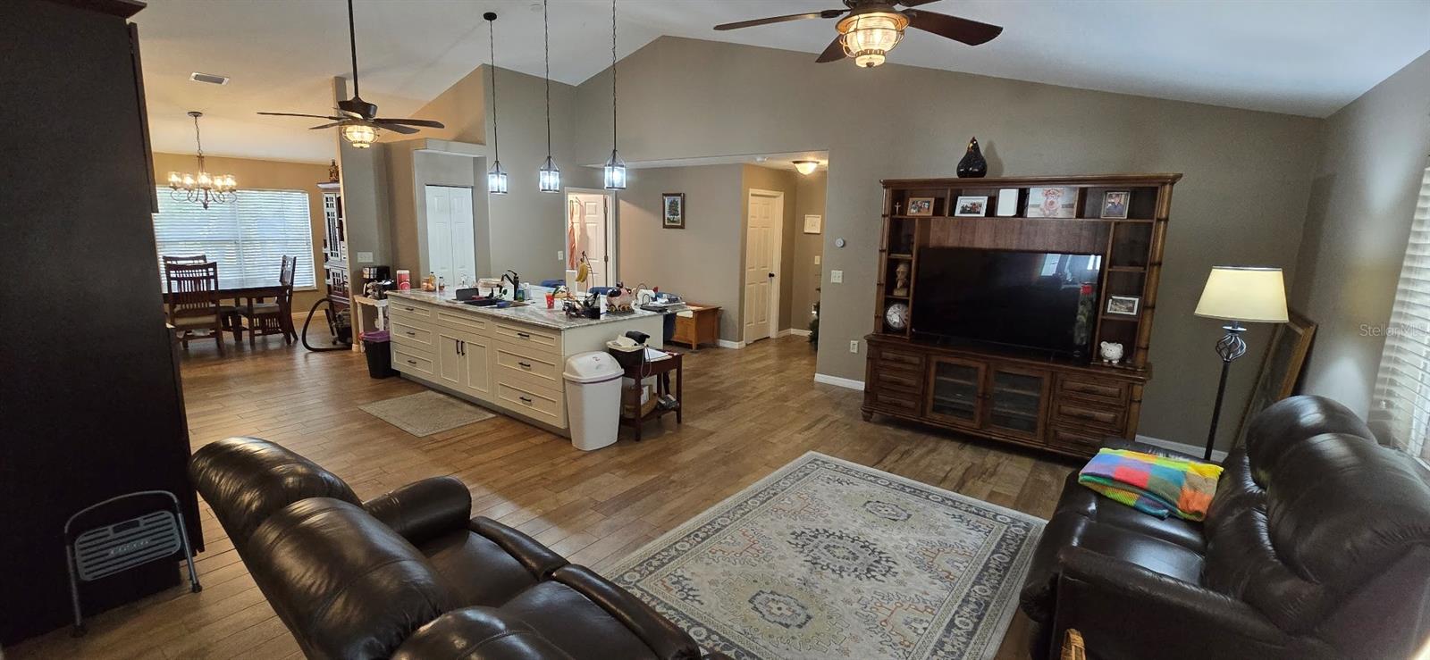 Image 37 of 62 For 336 Lakecrest Drive