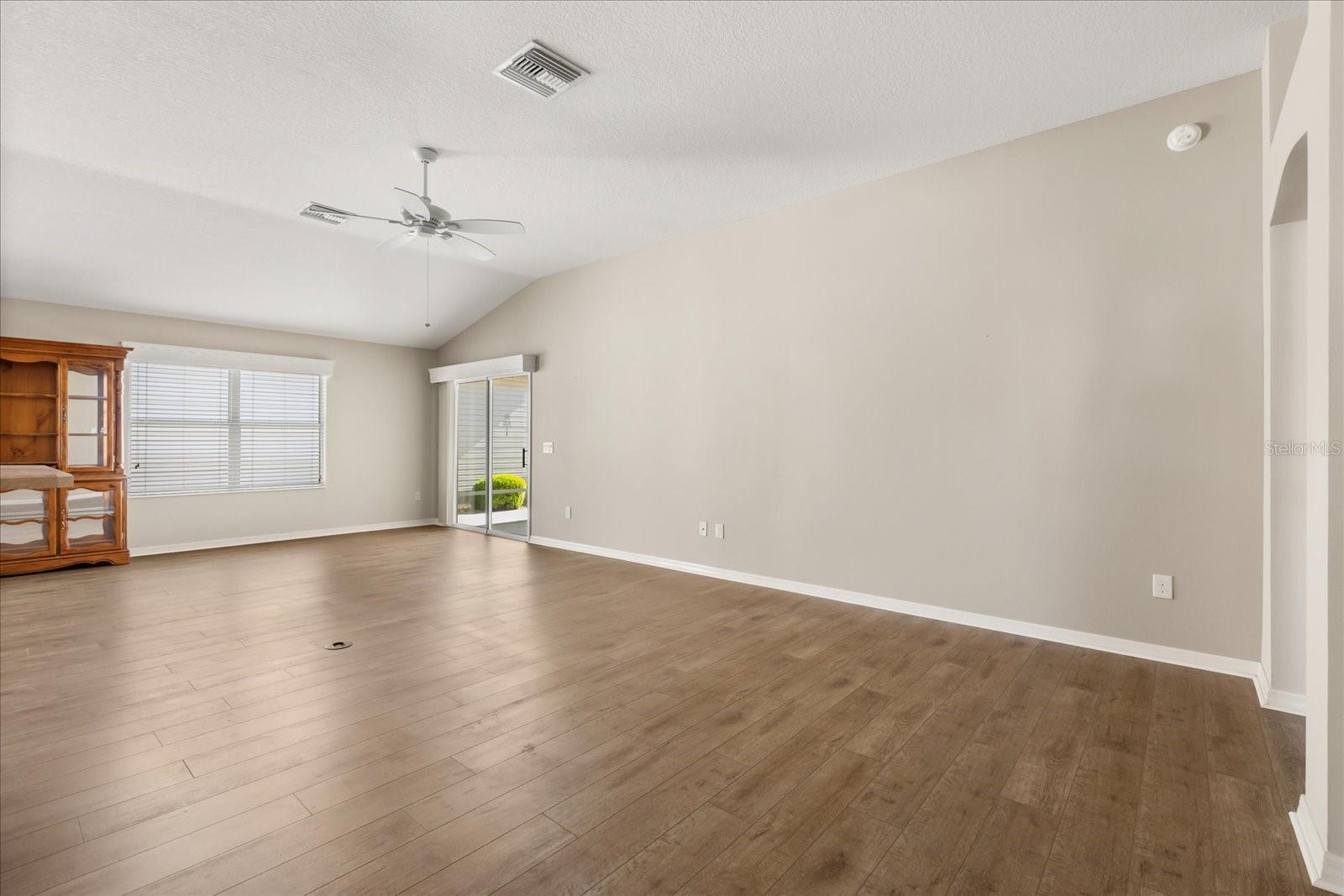 Image 9 of 33 For 2247 Shanewood Court