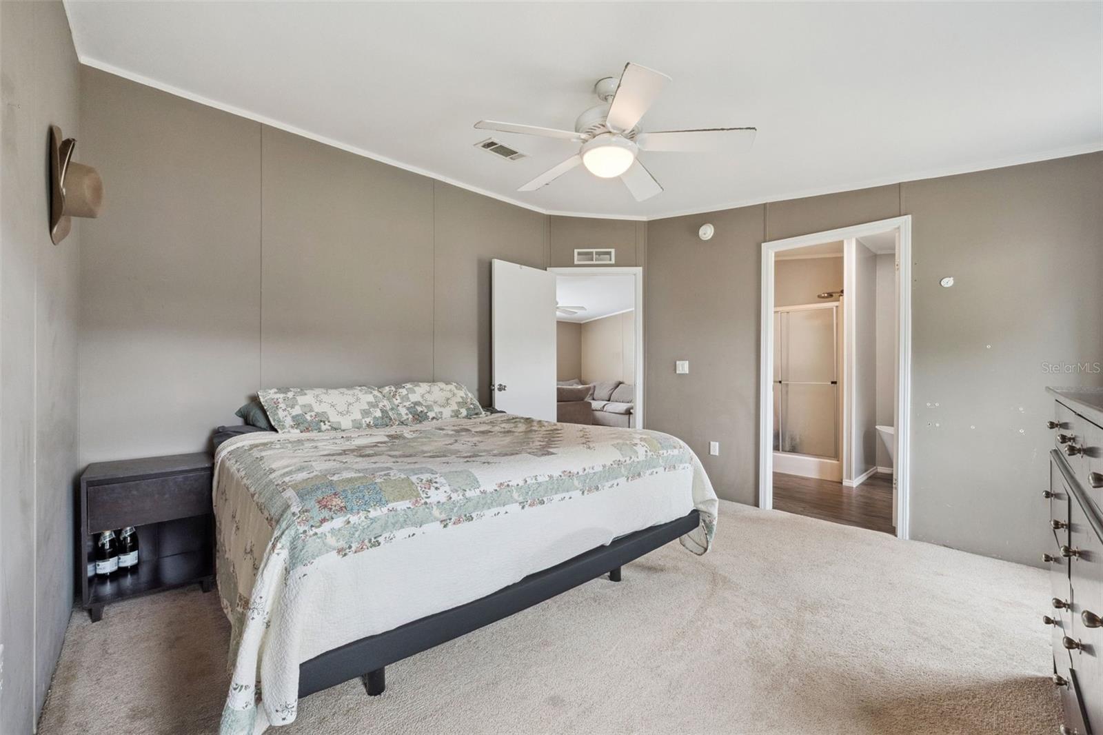 Image 15 of 33 For 37524 Quail Ridge Circle