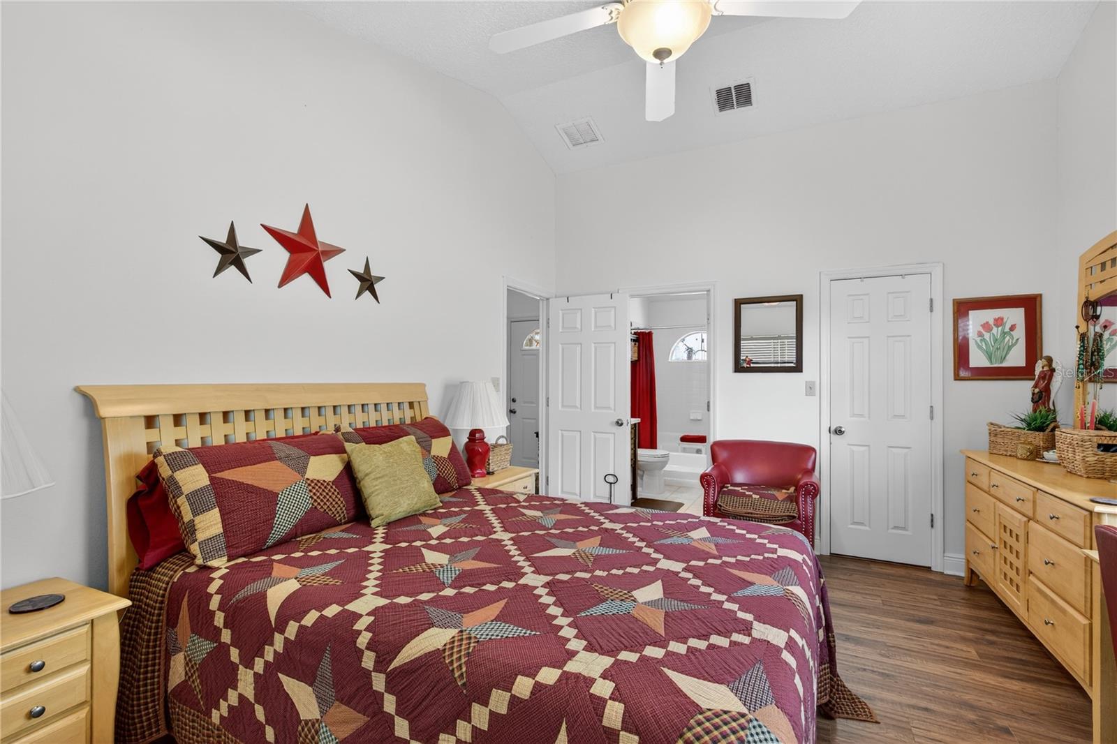 Image 13 of 54 For 23440 Oak Lane