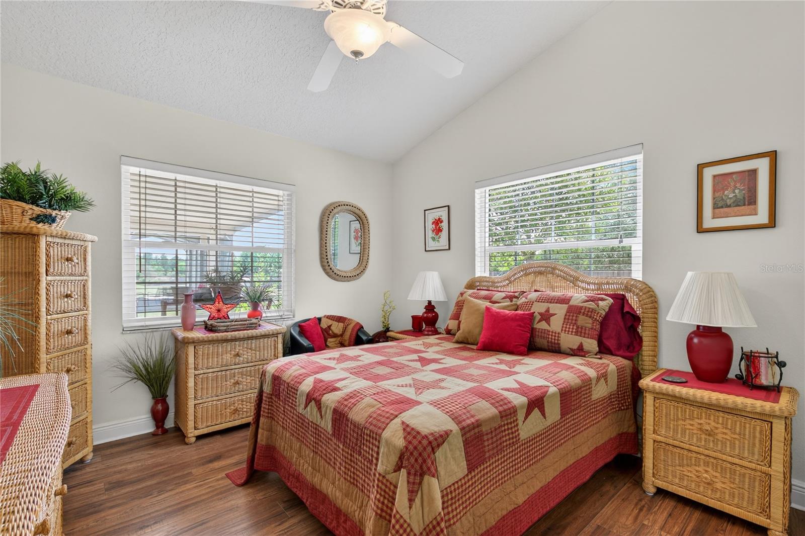 Image 15 of 54 For 23440 Oak Lane