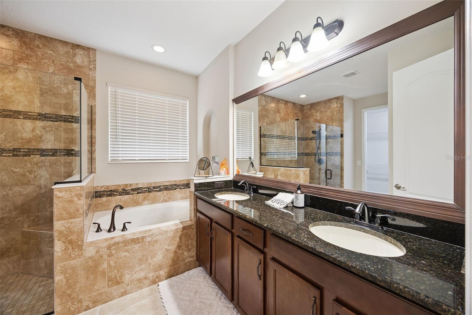 Image 14 of 51 For 588 Autumn Ash Drive