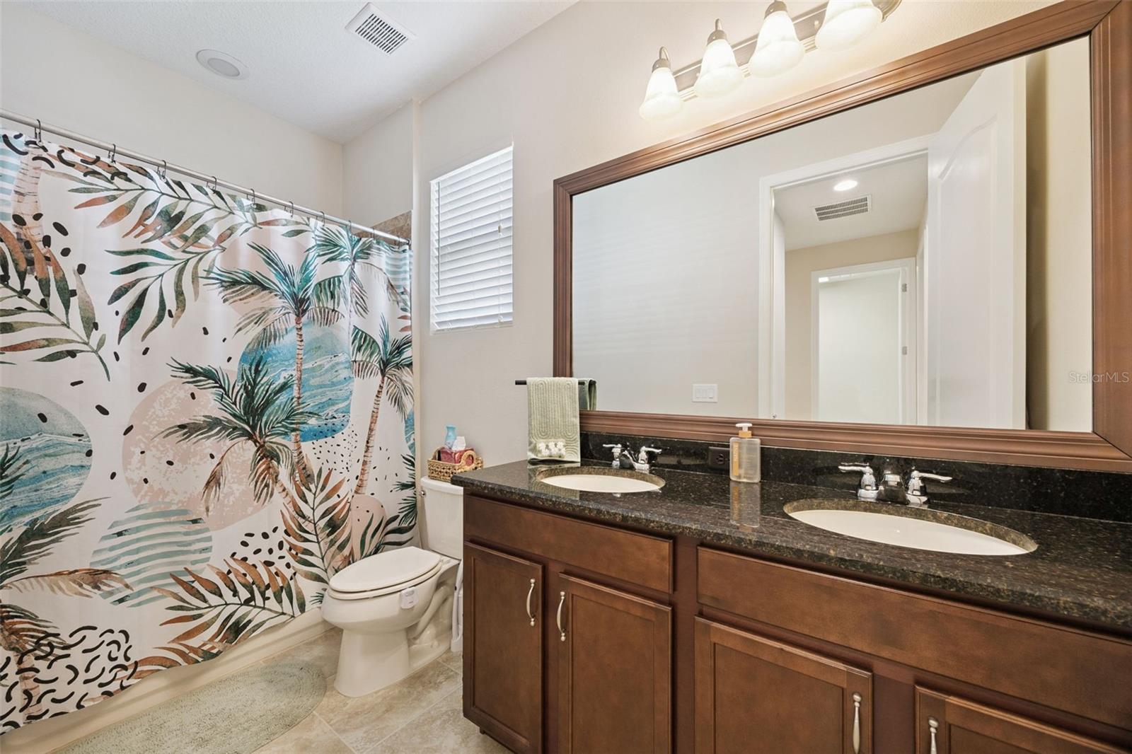 Image 19 of 51 For 588 Autumn Ash Drive