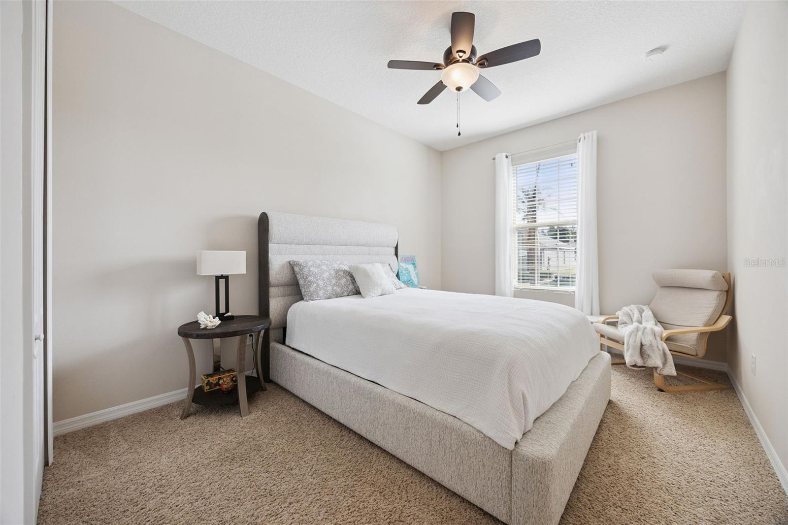 Image 20 of 51 For 588 Autumn Ash Drive