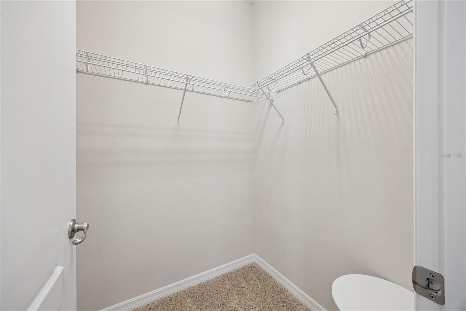 Image 21 of 51 For 588 Autumn Ash Drive