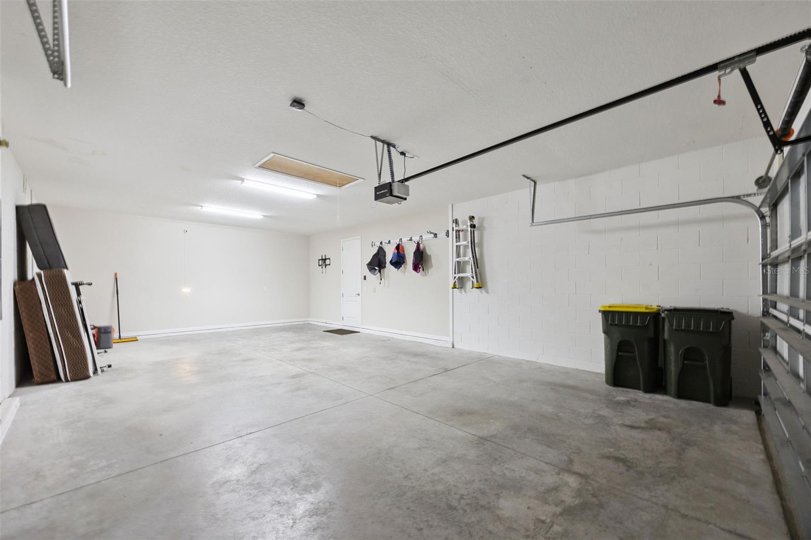 Image 32 of 51 For 588 Autumn Ash Drive