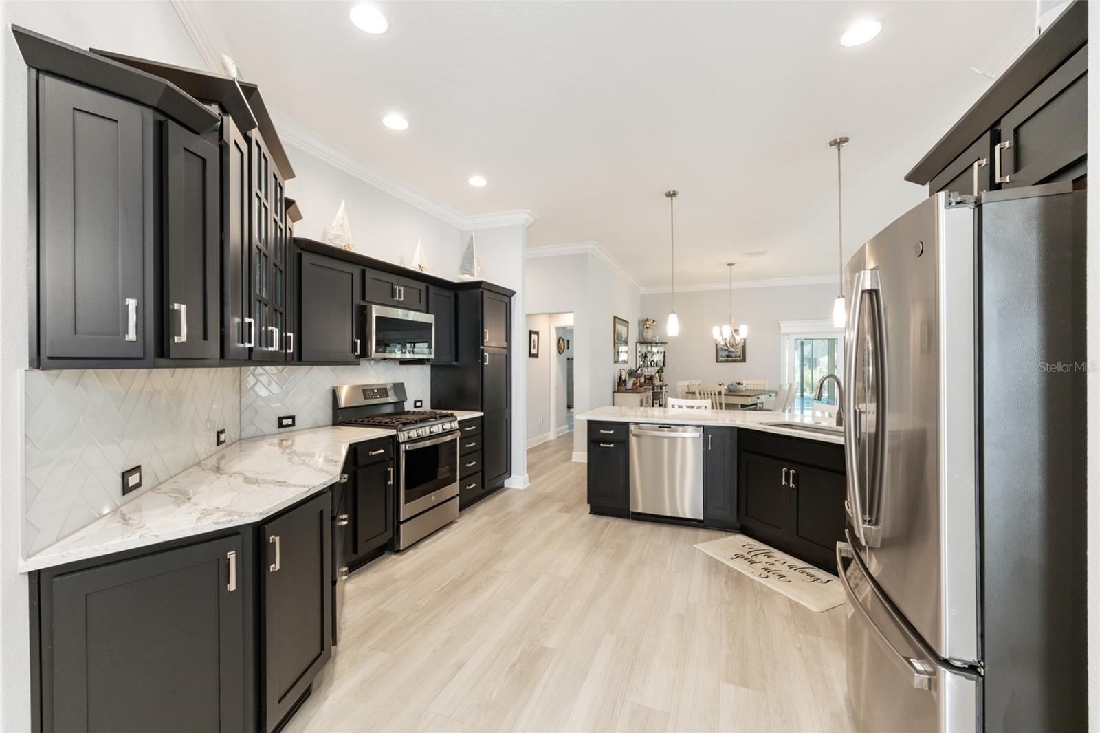 Image 14 of 82 For 1694 Colleen Court