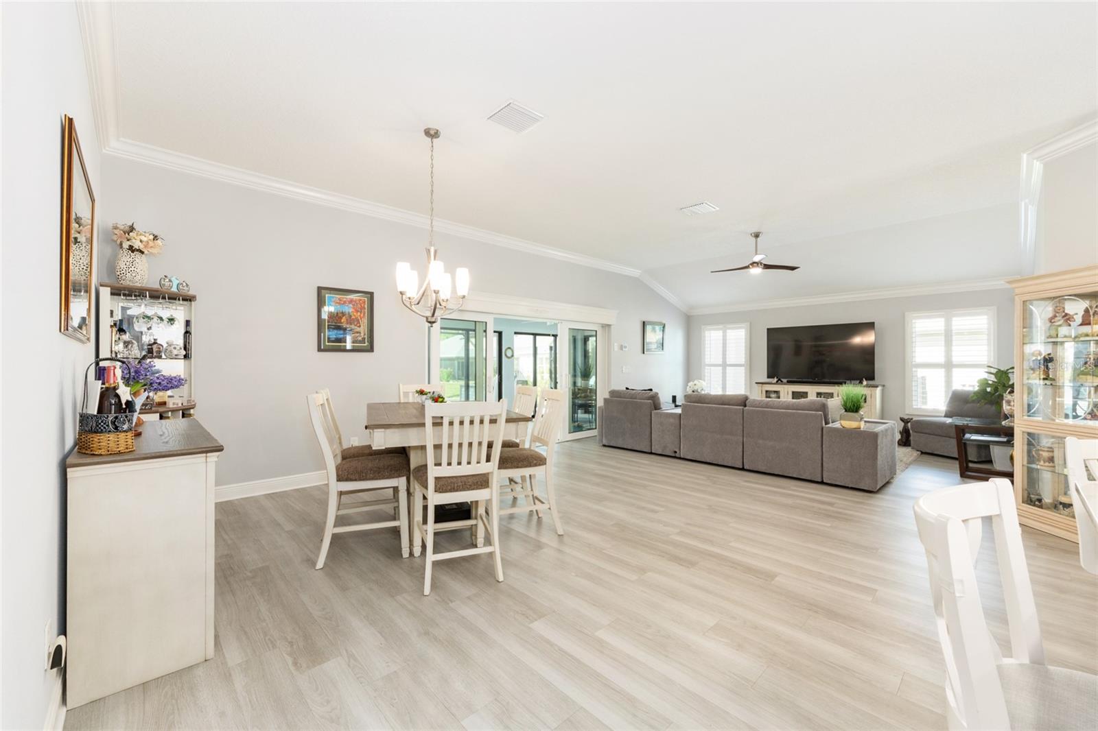 Image 23 of 82 For 1694 Colleen Court