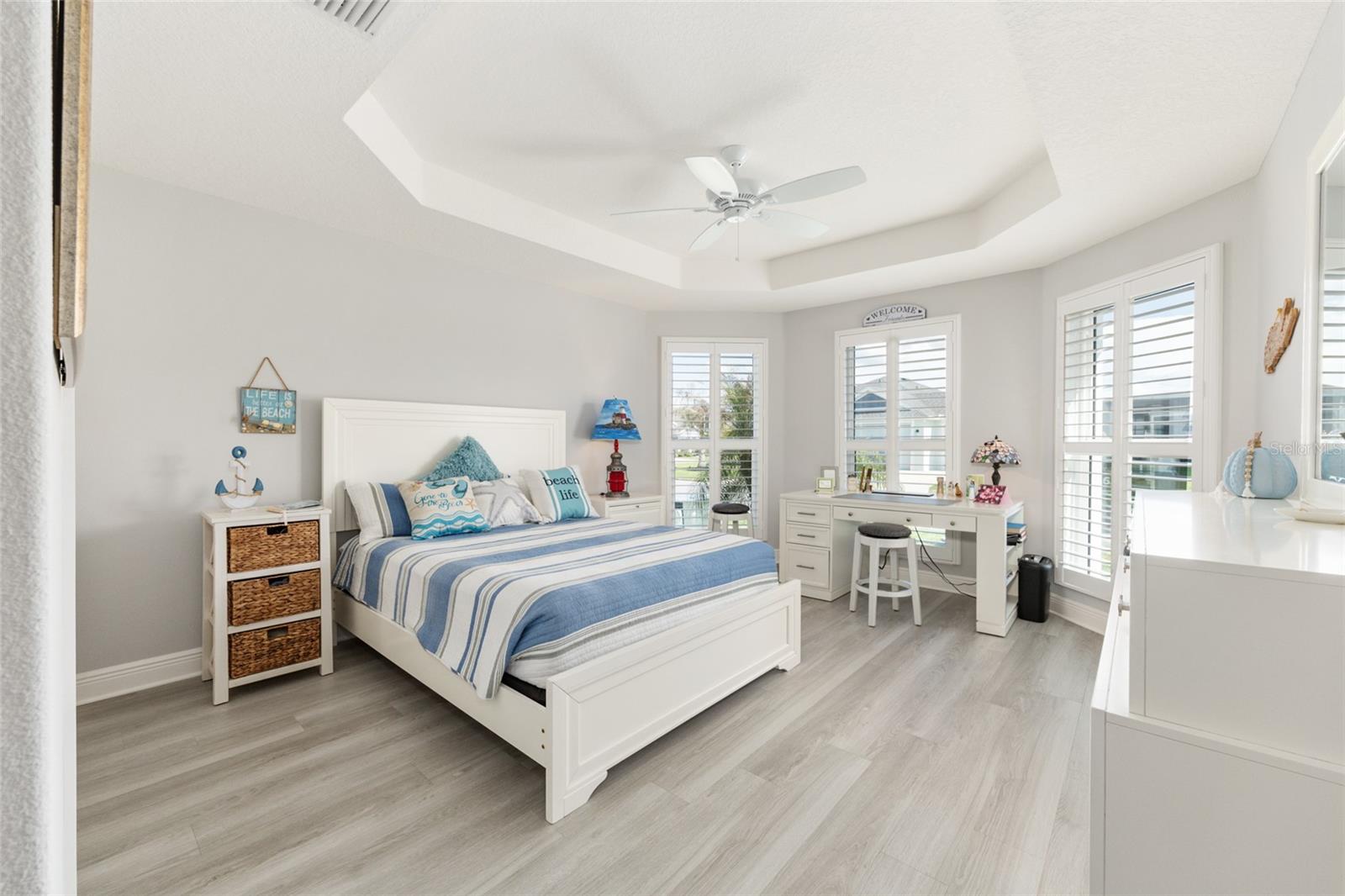 Image 32 of 82 For 1694 Colleen Court