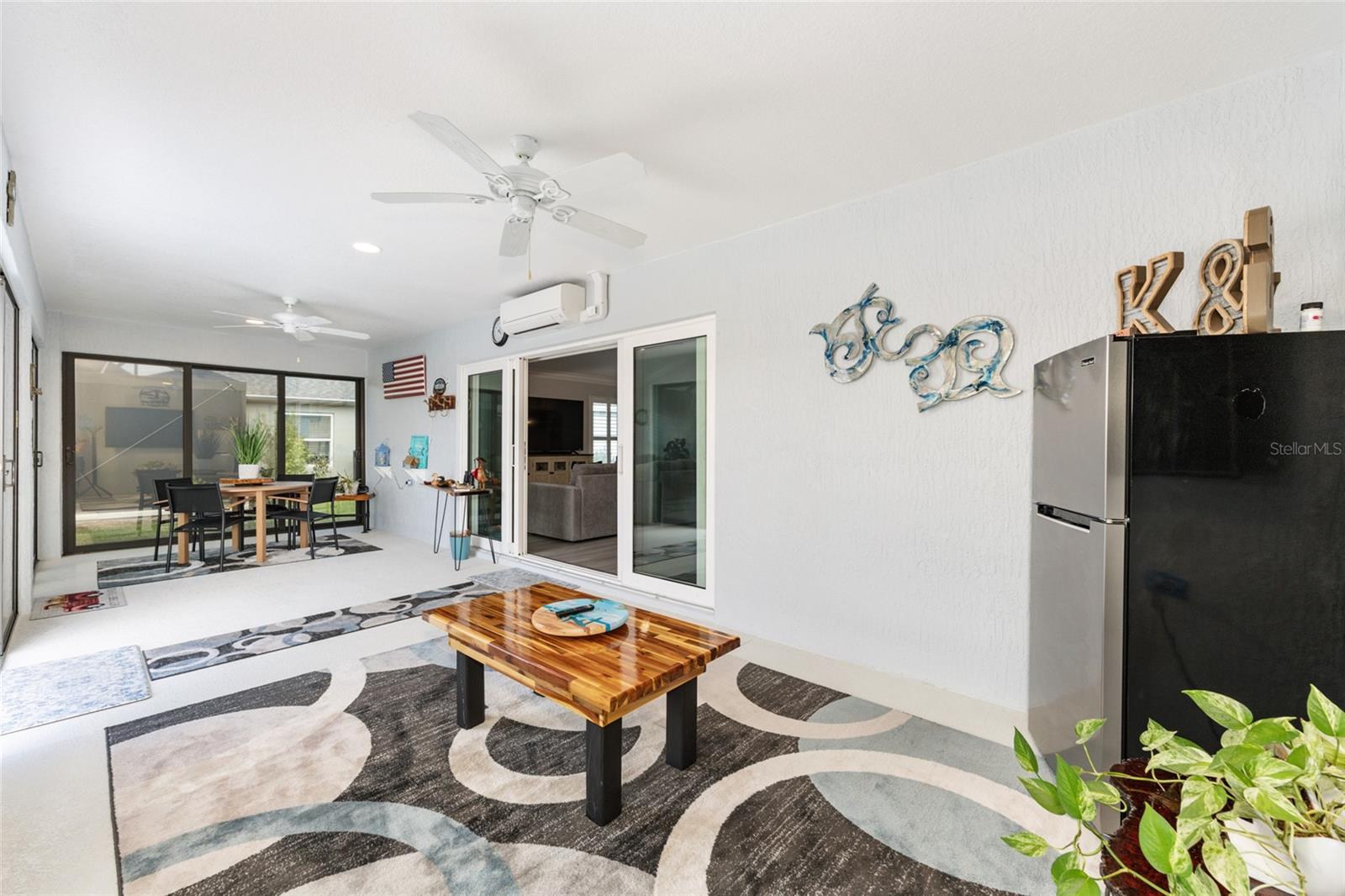 Image 40 of 82 For 1694 Colleen Court