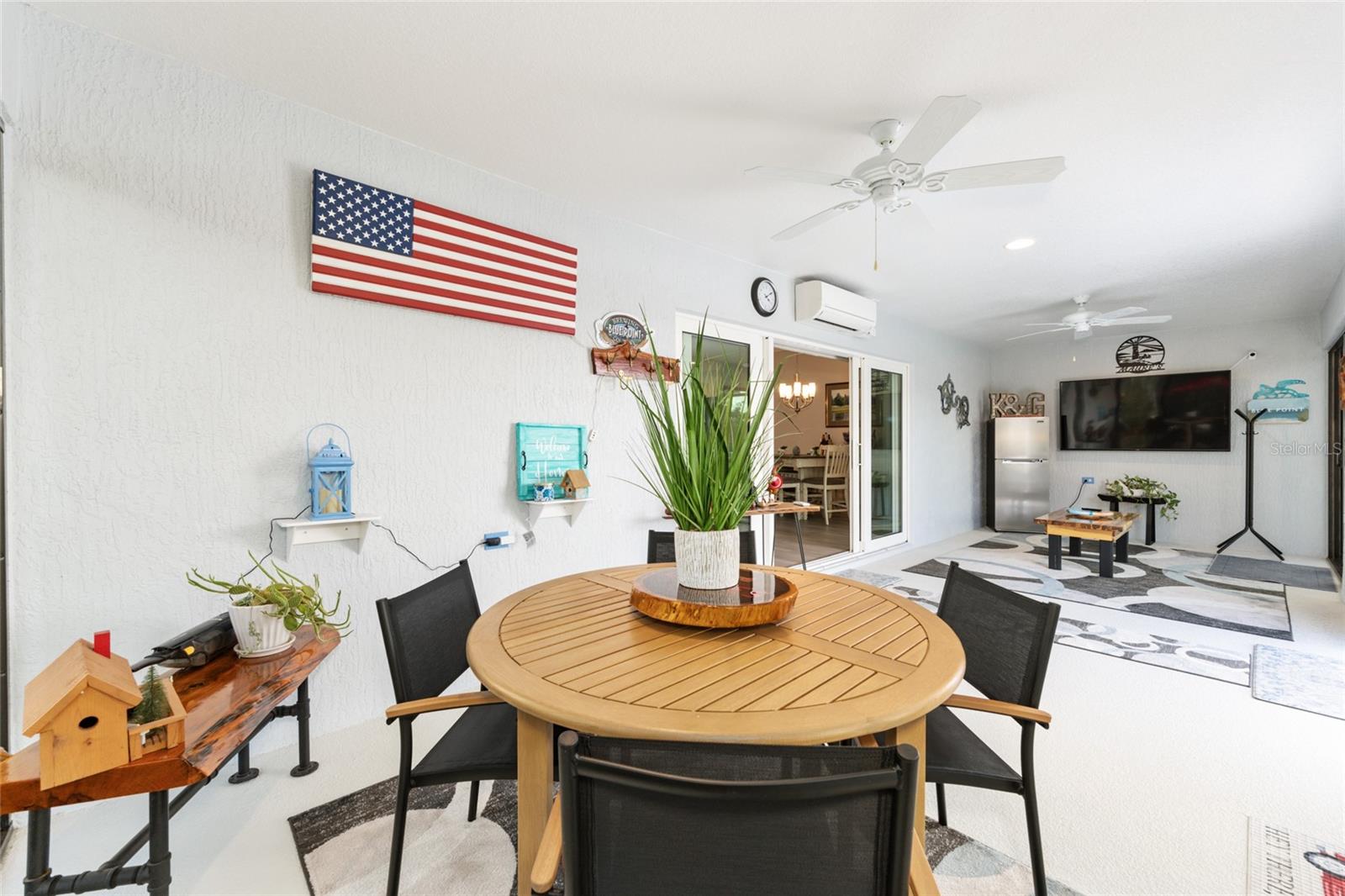 Image 42 of 82 For 1694 Colleen Court