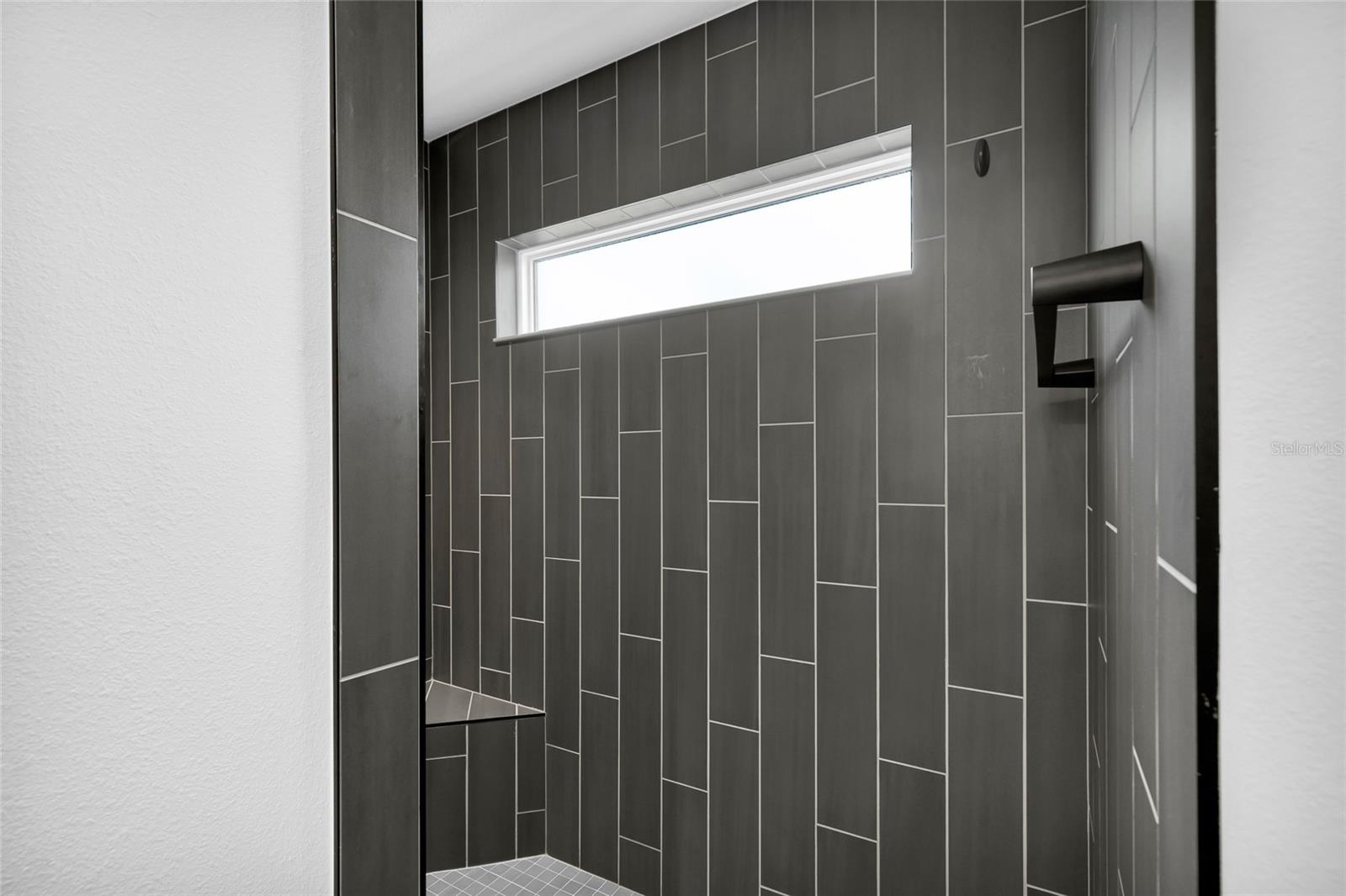 Image 21 of 40 For 5495 Hawkins Drive