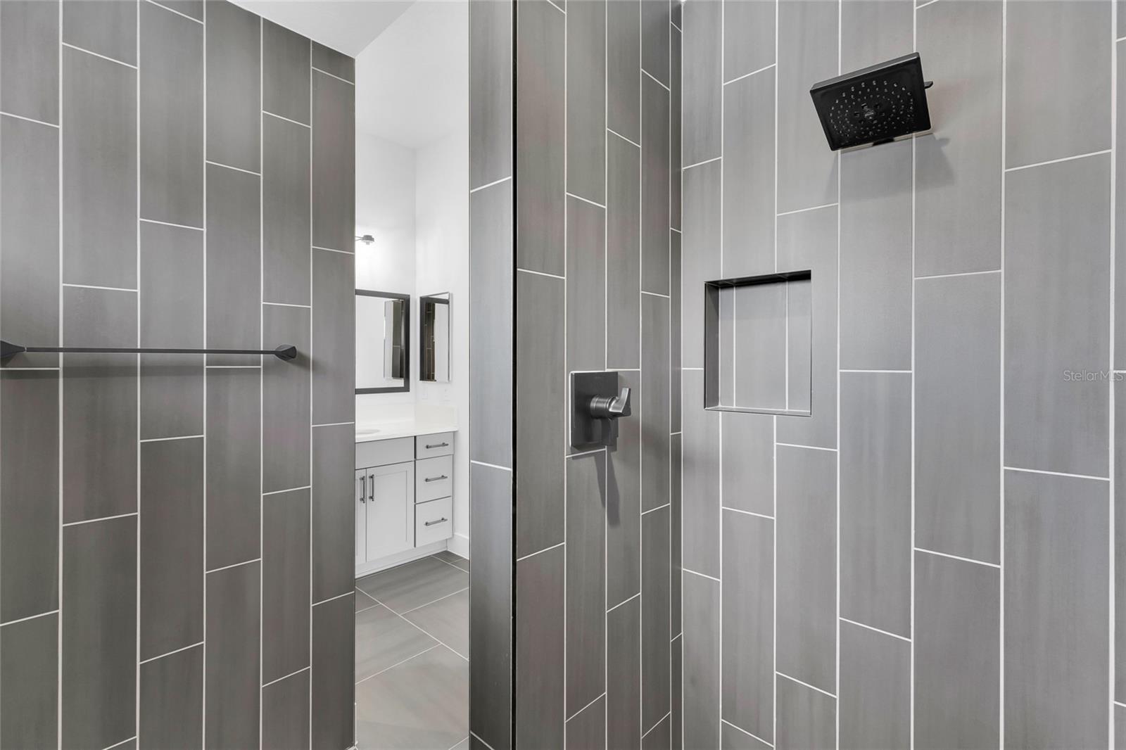 Image 22 of 40 For 5495 Hawkins Drive